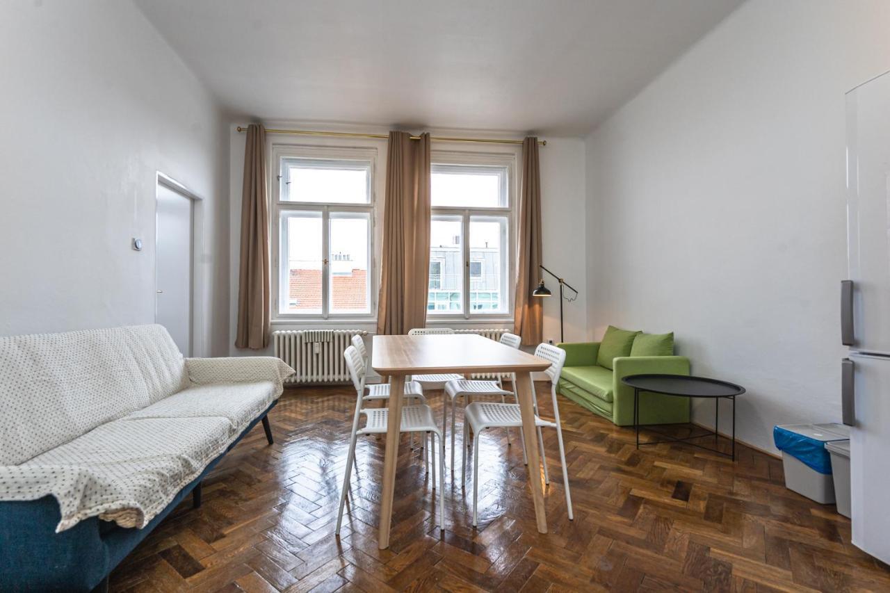 Apartments Safarikova 18 프라하 외부 사진