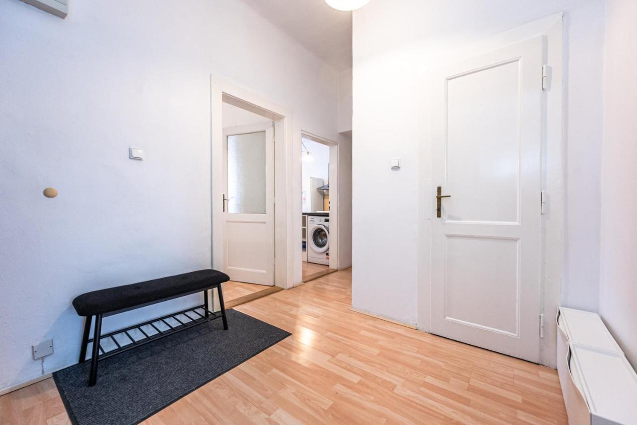 Apartments Safarikova 18 프라하 외부 사진