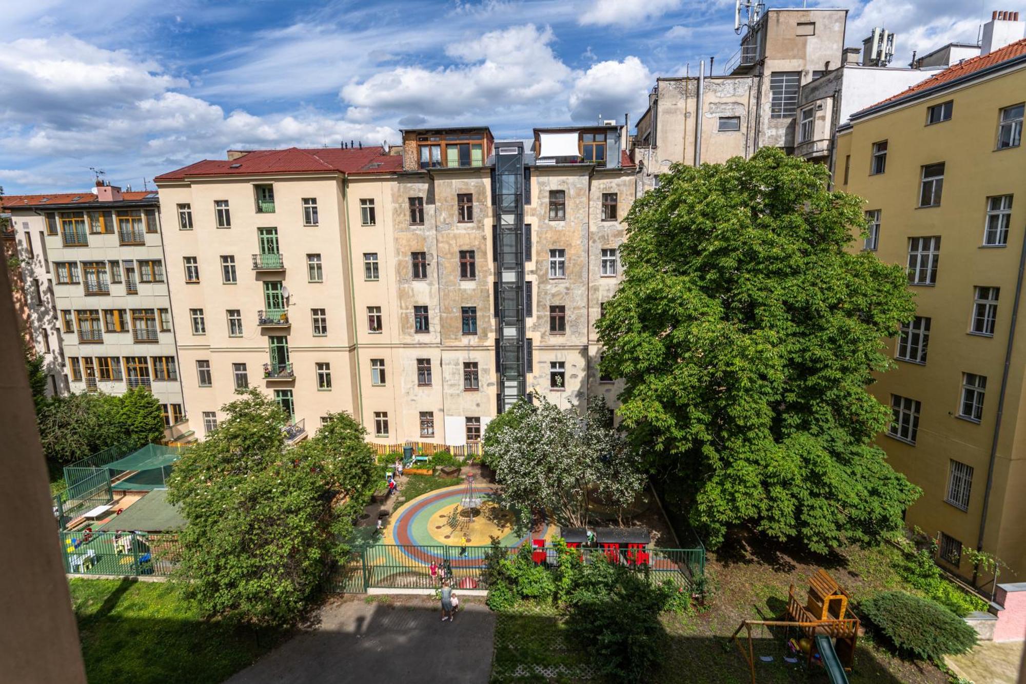 Apartments Safarikova 18 프라하 외부 사진